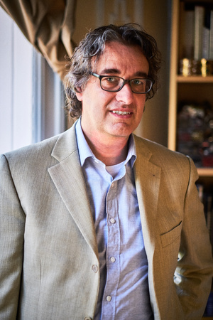 Author Damion Searls (Photo Credit: Paul Barbera)